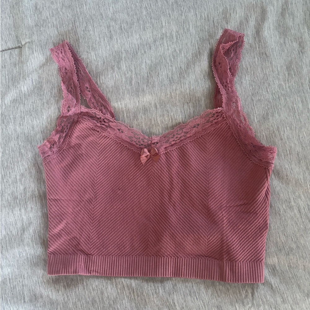 Very Cropped Lace Urban Outfitters Top